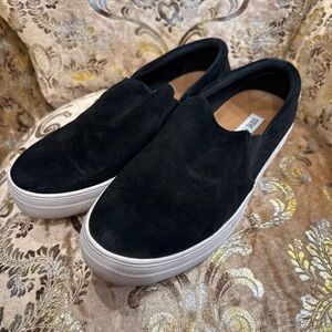 Steve Madden Black Suede Slip-On Flats